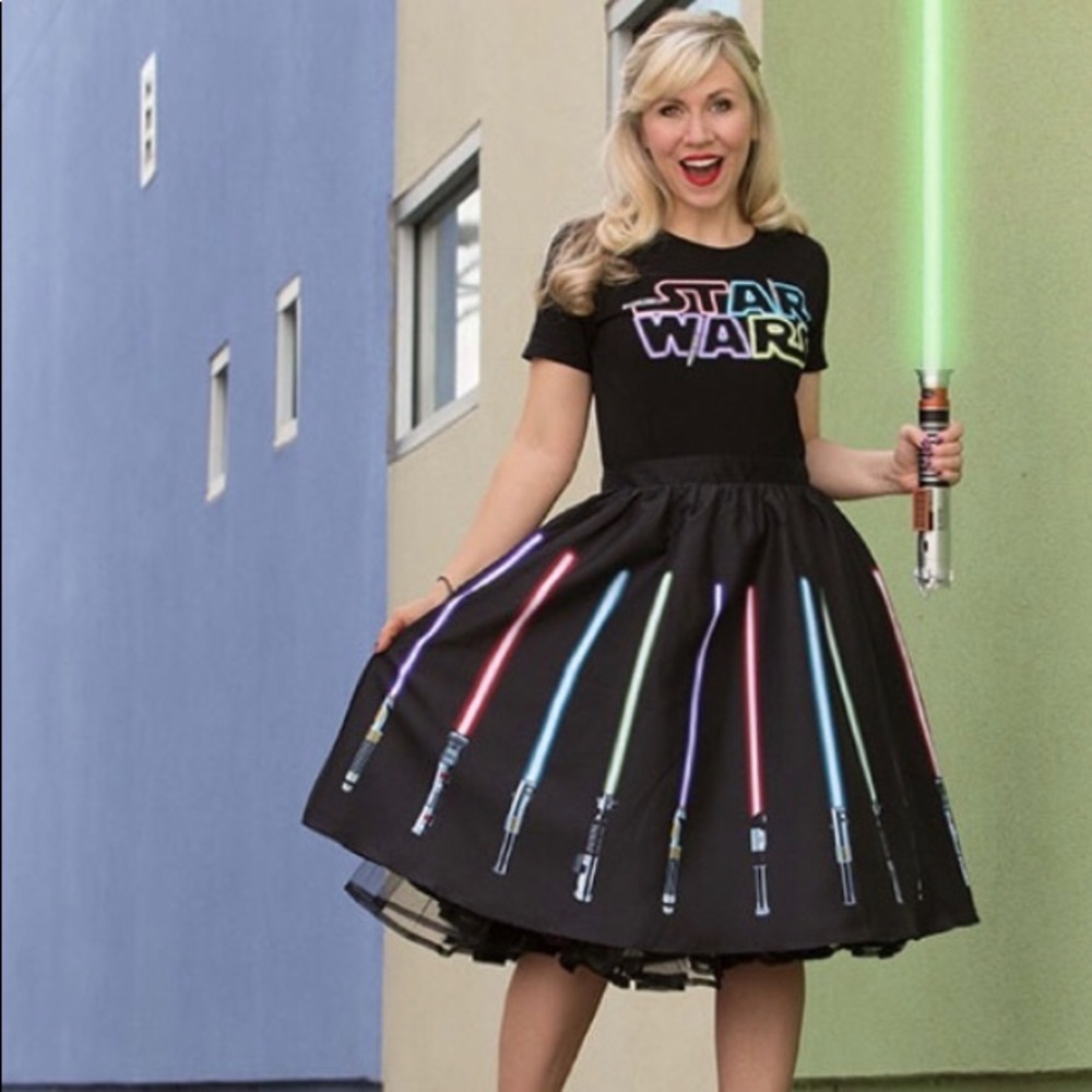 Her Universe Star Wars light saber skirt 2XL